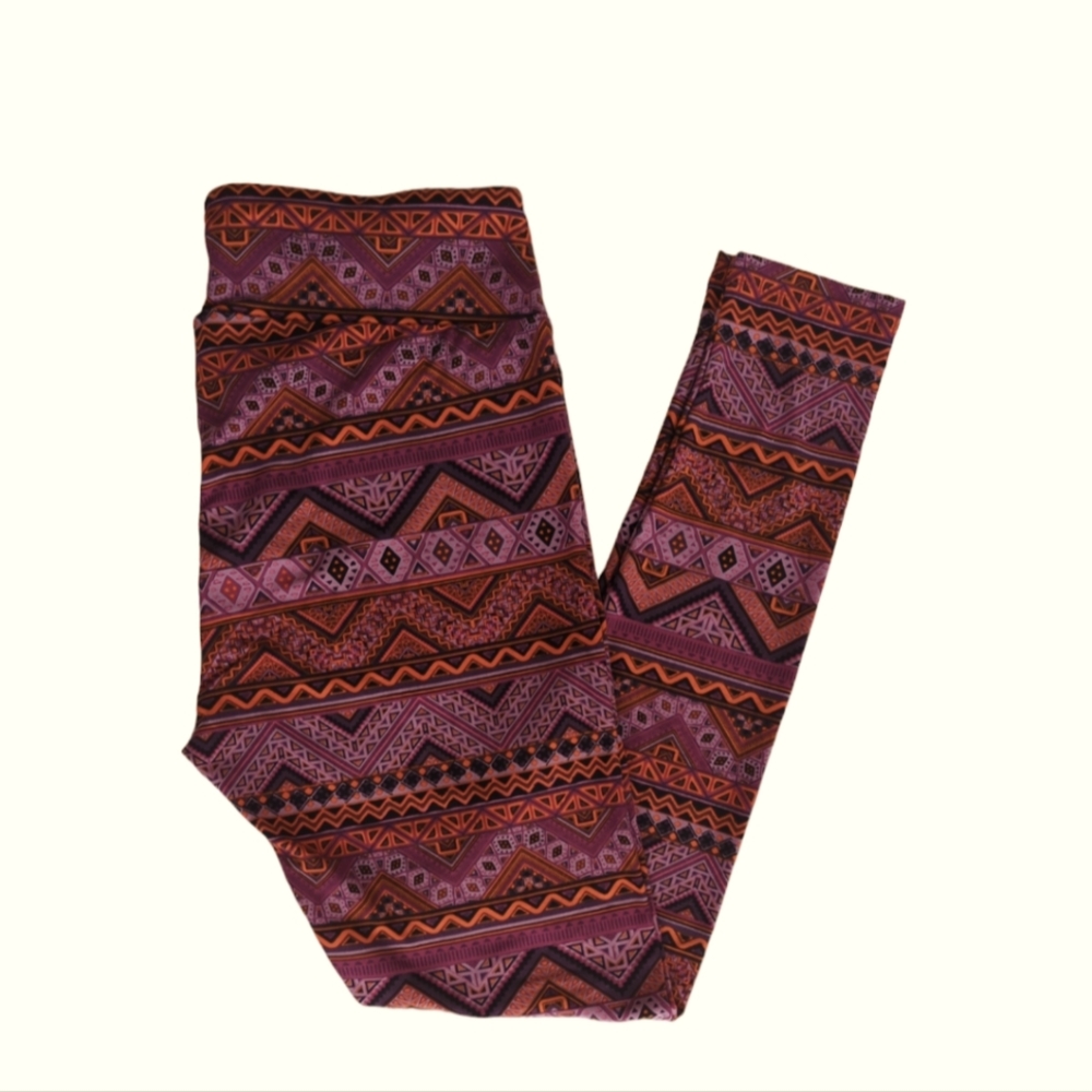 LuLaRoe Chevron Tall & Curvy Leggings Purple Orange Pattern